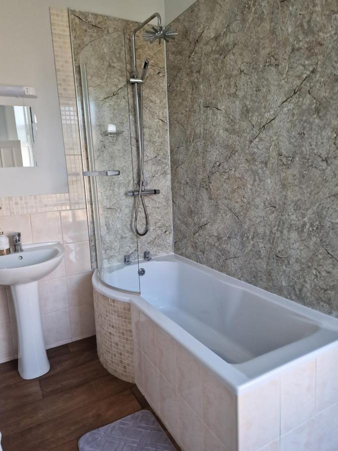 האוויק Teviotside Travel Inn Ltd מראה חיצוני תמונה